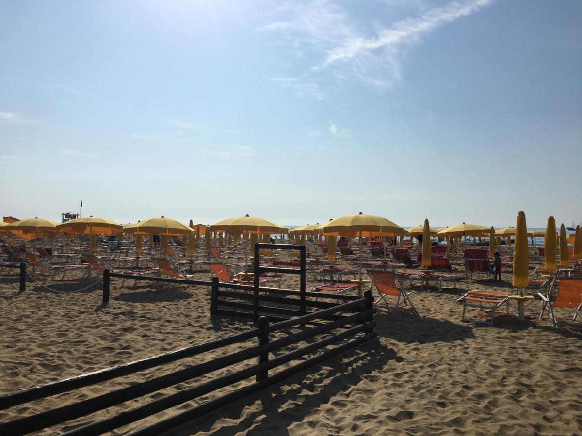 Centralissime Mansarde Piazza Brescia Jesolo Extérieur photo