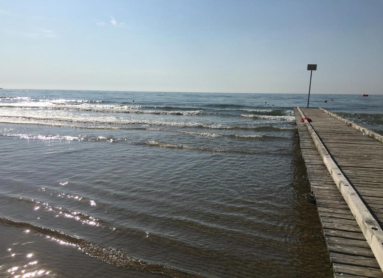 Centralissime Mansarde Piazza Brescia Jesolo Extérieur photo